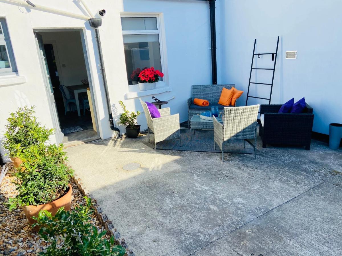 Funky Cozy Cottage With Outside Space WTA WTA Eastbourne Exterior foto