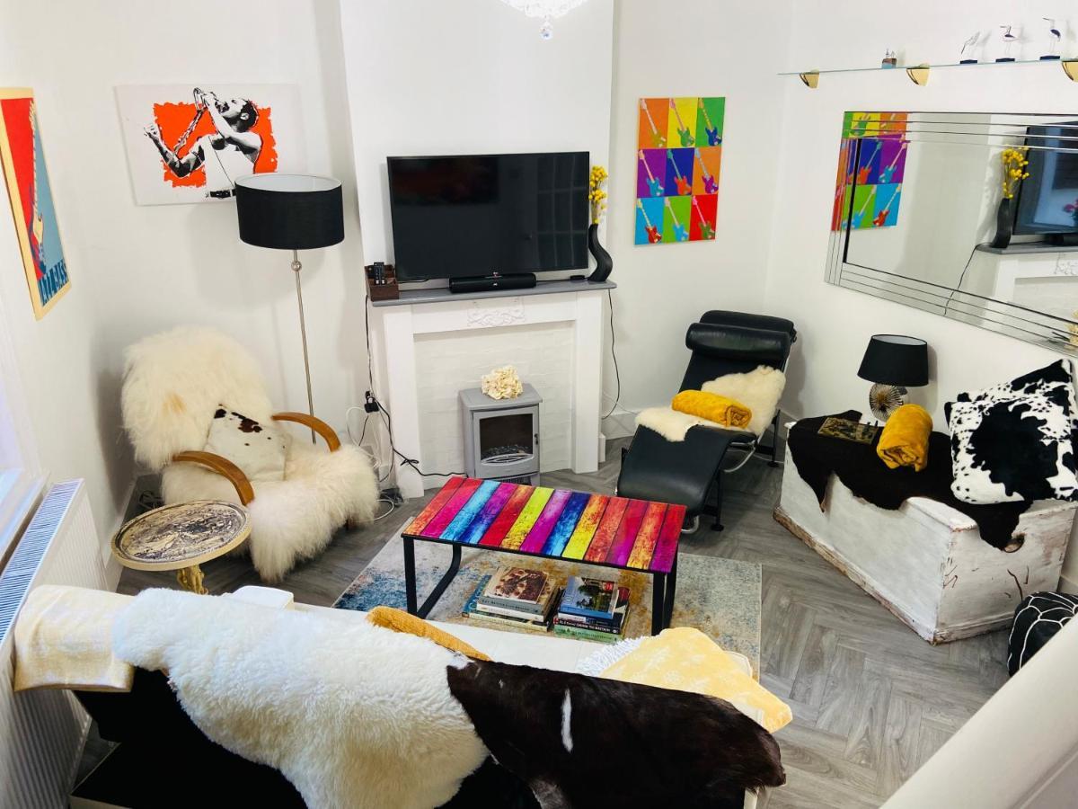 Funky Cozy Cottage With Outside Space WTA WTA Eastbourne Exterior foto
